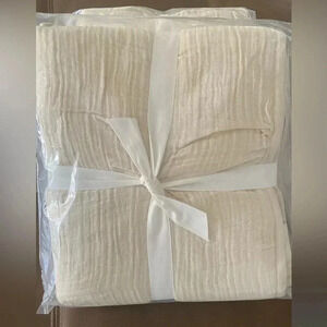 POTTERY BARN Pair Pillow Case Quilted Covers - 100% Cotton  - King Size